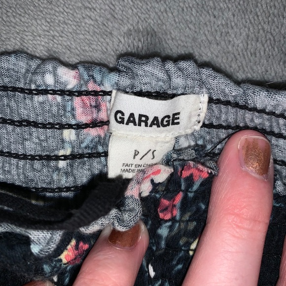 Small Tube Top ✨2 for 15$✨ - Picture 2 of 2